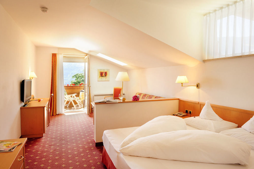 Hotel Das Stachelburg Парчинес Екстер'єр фото